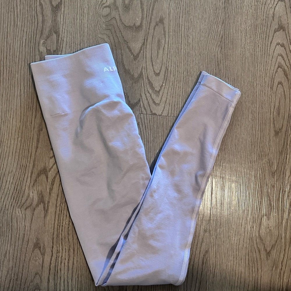 Lavender Athlalete Leggings - NEVER WORN